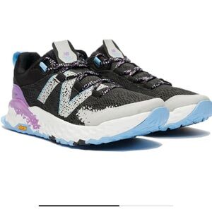 NEW - Never Worn - size 10.5 New Balance Fresh Foam Hierro WTHIERP5
